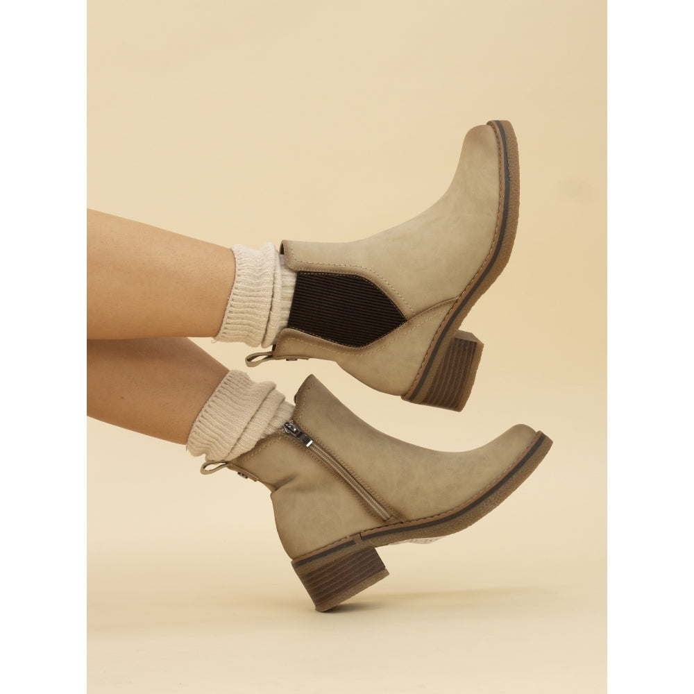 Tonia Beige Ankle Boot
Code: GLC002BG
£54.99